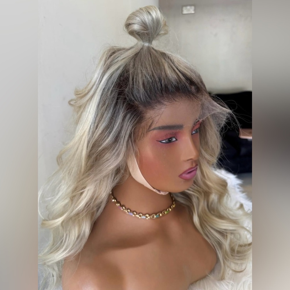 Blonde Wavy Hair Wig